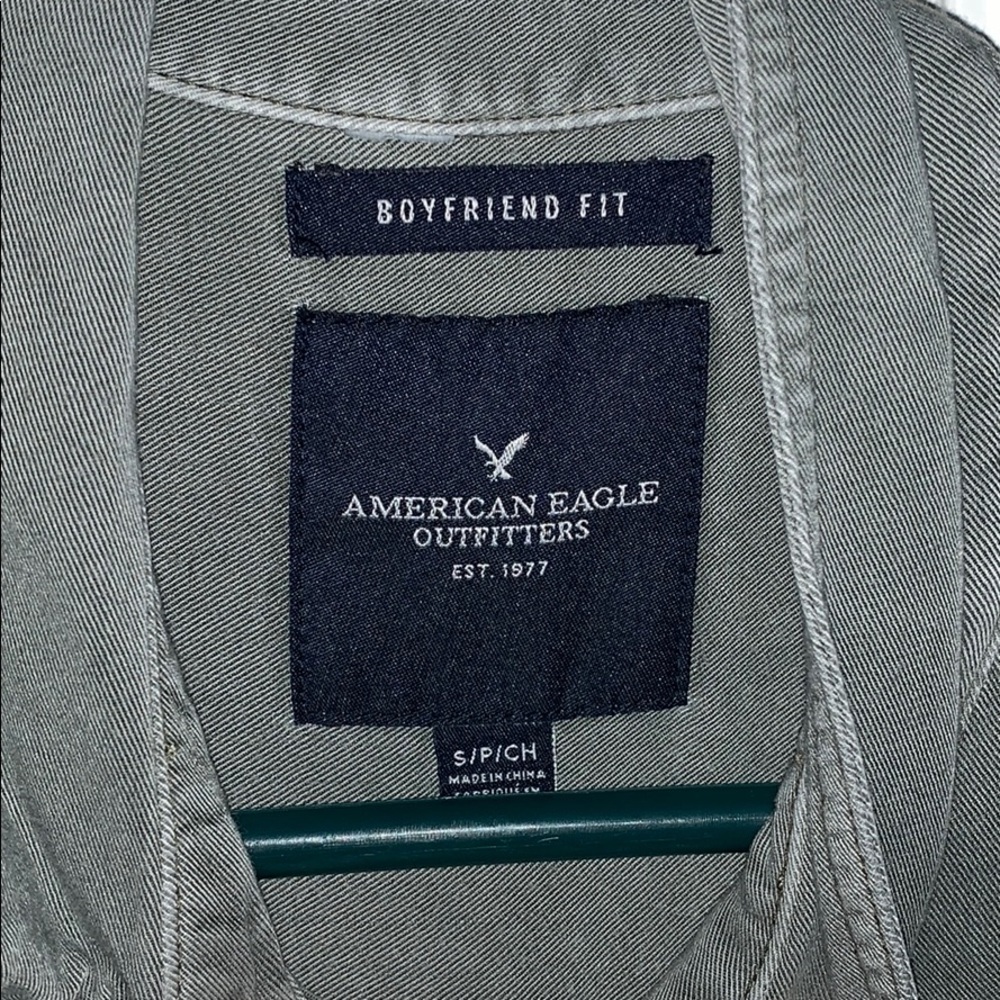 Army green American Eagle soft button down - Picture 3 of 3